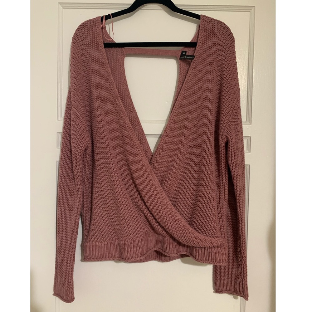 Deep V Mauve Sweater size M